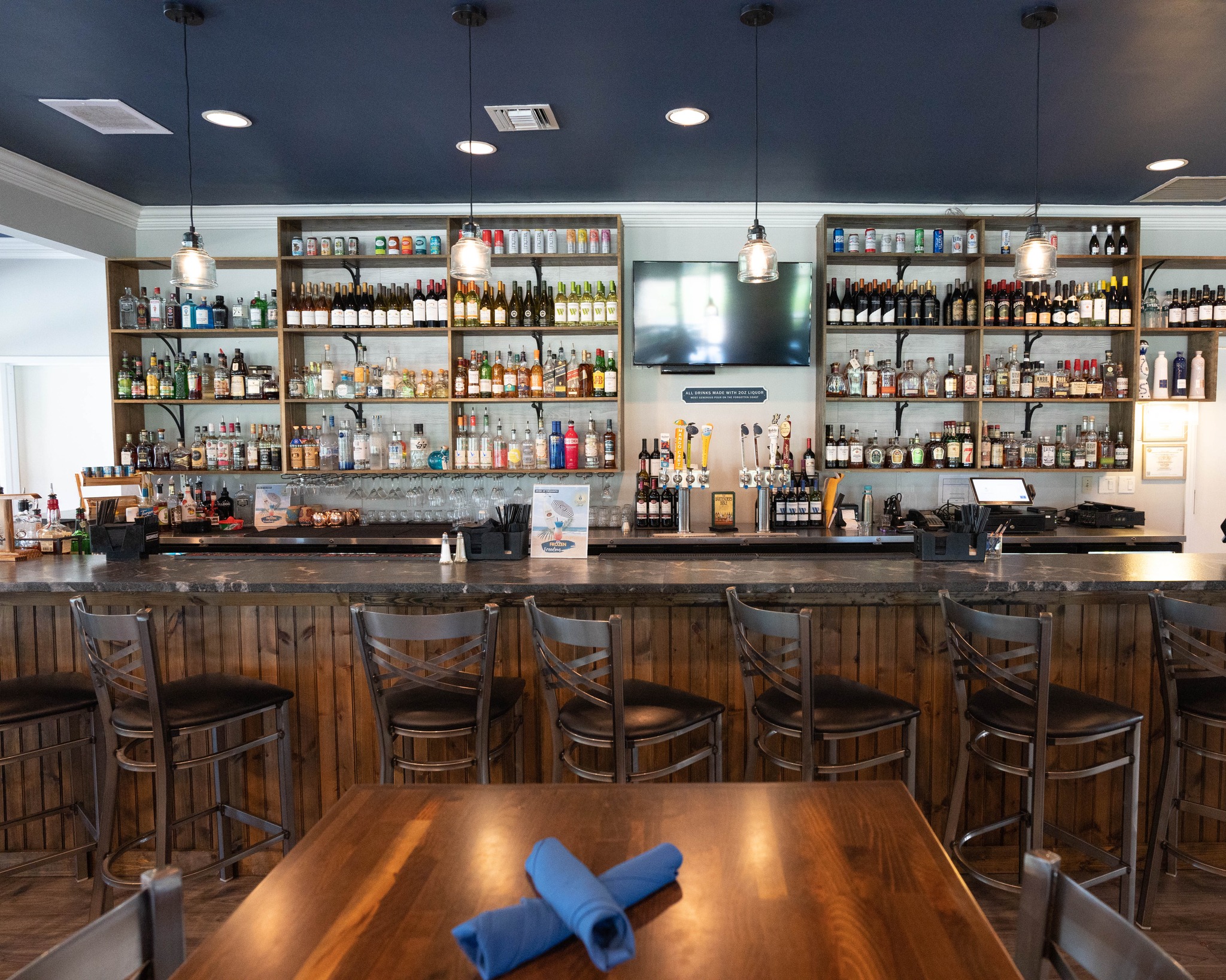 Dining & Beer Garden